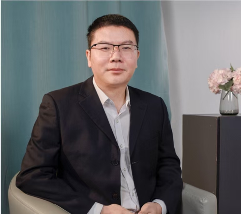 广西品尚集团董事长陈先平:靠诚信、勤奋和天才成就的事业